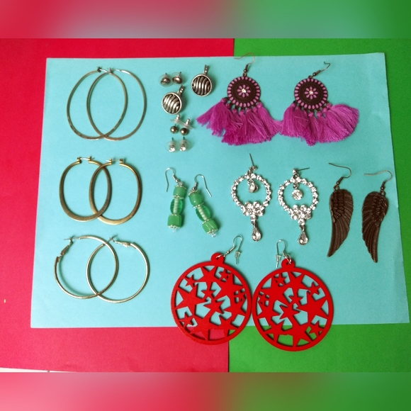 Earrings Assortment Bundle Of 12 - Picture 1 of 3